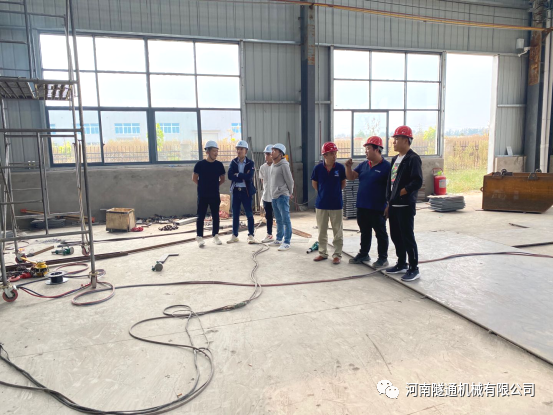 水電八局長沙地鐵6號線鋼套筒廠內(nèi)驗收順利完成(圖4) 4.png